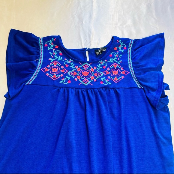 Perch By Blu Pepper Top SZ 1X Plus Embroidered Romantic Lightweight Floral Boho - Picture 4 of 8